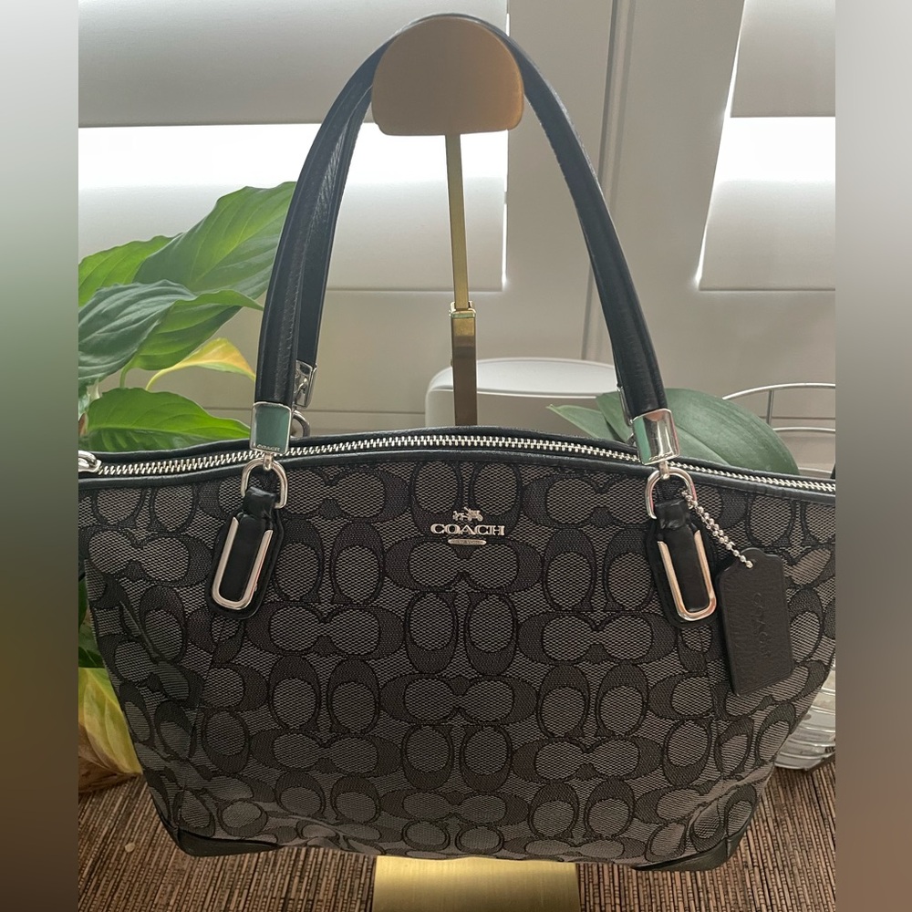 Coach Black/Charcoal Signature Shoulder Bag with Crossbody Strap - Picture 2 of 14
